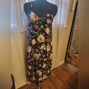 Floral Black Maxi Dress Small